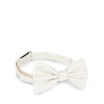 Ivory jacquard bow tie